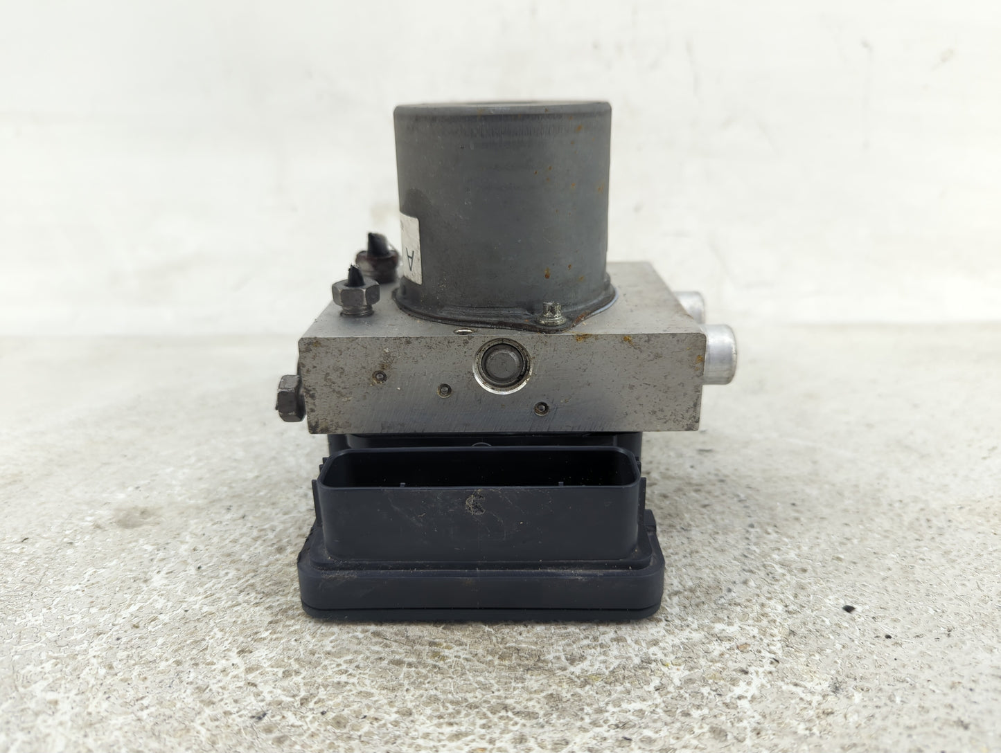 2019-2020 Ford F-150 ABS Pump Control Module Replacement P/N:KL34-2B373-AD Fits Fits 2019 2020 OEM Used Auto Parts - Oemused