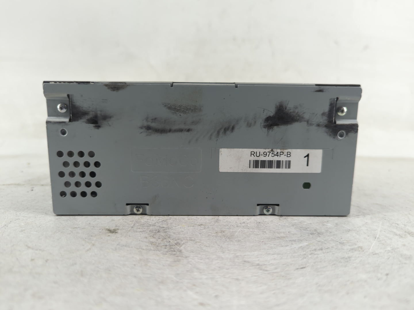 2019-2020 Ford F-150 Radio AM FM Cd Player Receiver Replacement P/N:KL3T-18D832-AH Fits Fits 2019 2020 OEM Used Auto Parts -