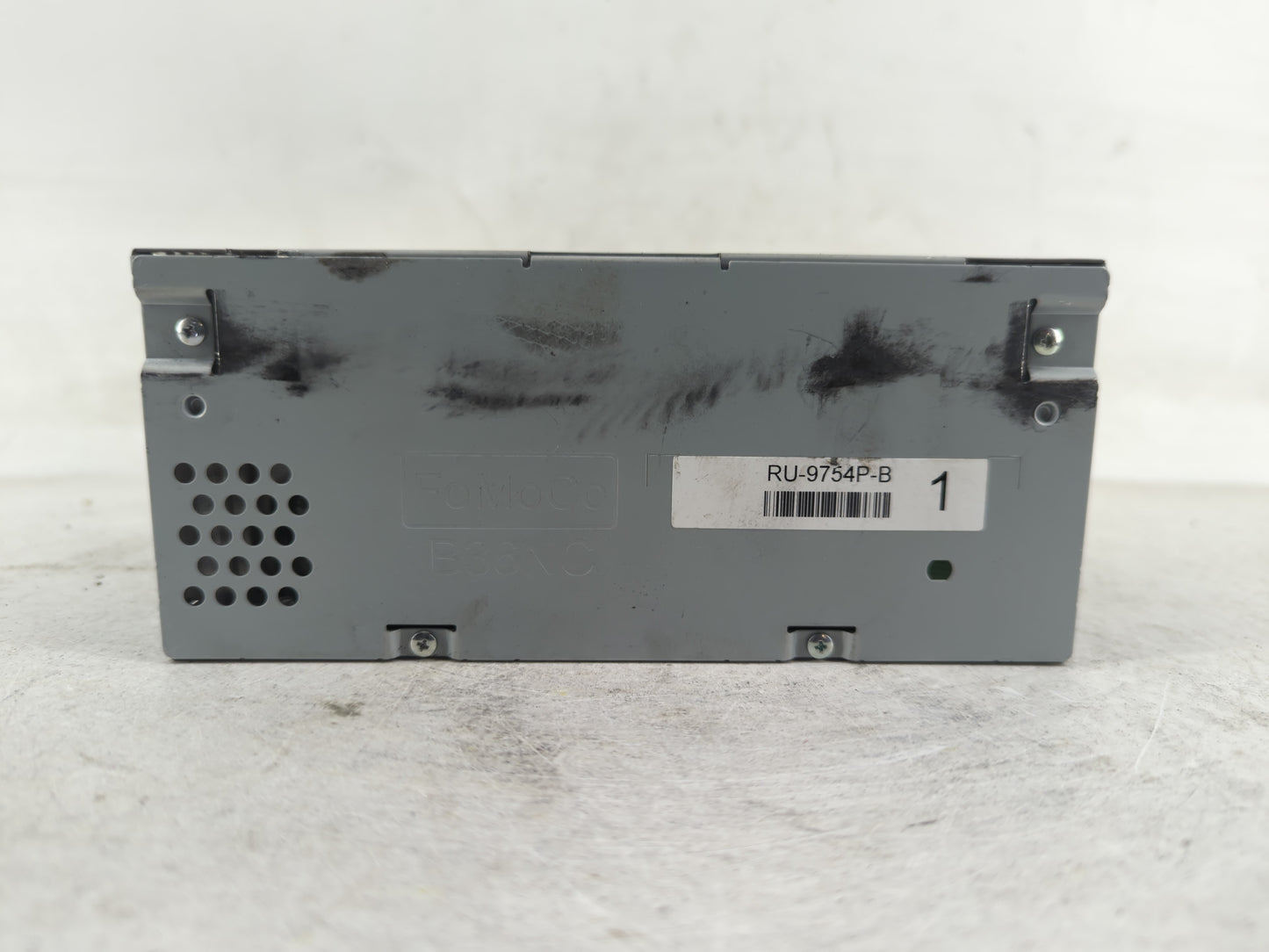 2019-2020 Ford F-150 Radio AM FM Cd Player Receiver Replacement P/N:KL3T-18D832-AH Fits Fits 2019 2020 OEM Used Auto Parts -