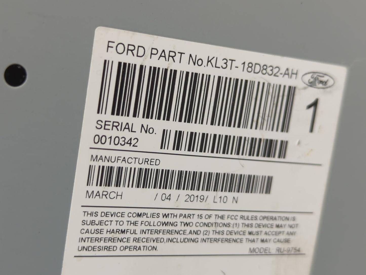 2019-2020 Ford F-150 Radio AM FM Cd Player Receiver Replacement P/N:KL3T-18D832-AH Fits Fits 2019 2020 OEM Used Auto Parts -
