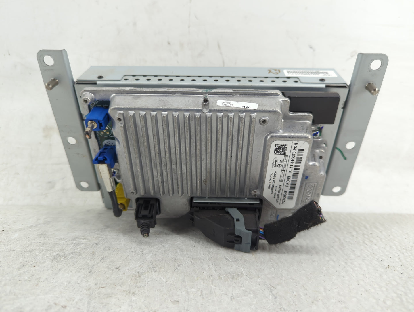 2019 Ford F-150 Radio AM FM Cd Player Receiver Replacement P/N:KL3T-18B955-SA Fits OEM Used Auto Parts - Oemusedautoparts1.c