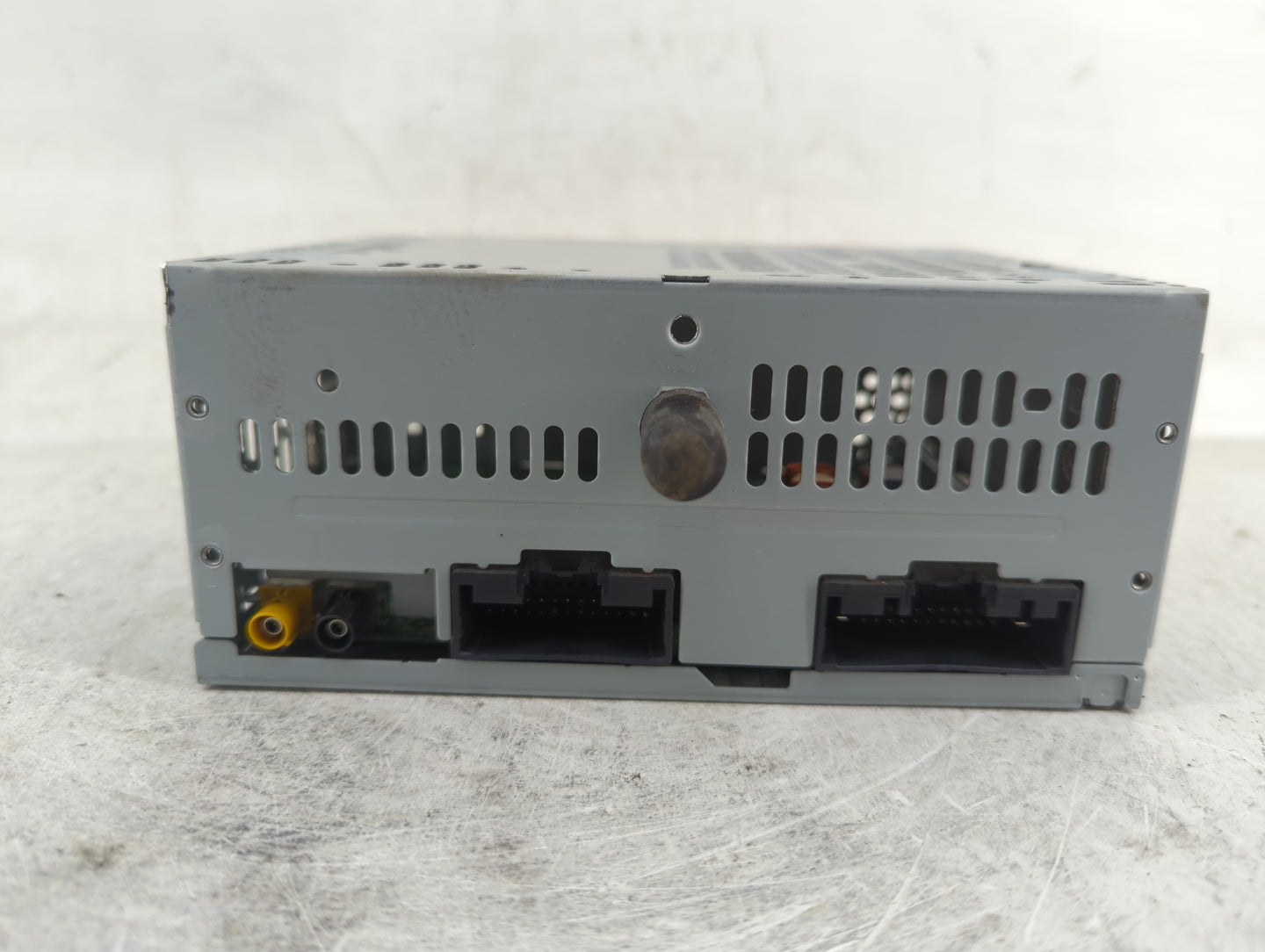 2019-2020 Ford F-150 Radio AM FM Cd Player Receiver Replacement P/N:KL3T-18D832-BH Fits Fits 2019 2020 OEM Used Auto Parts -