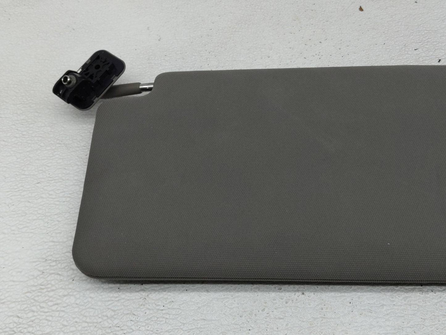 2018-2020 Ford F-150 Sun Visor Shade Replacement Driver Left Mirror Fits Fits 2018 2019 2020 OEM Used Auto Parts - Oemusedau