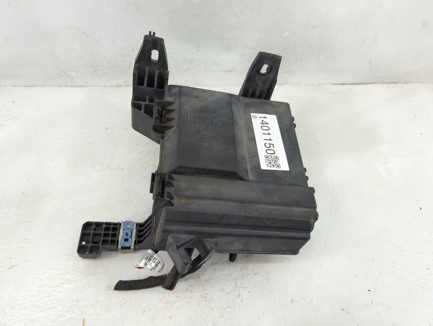 2018-2020 Ford F-150 Fusebox Fuse Box Panel Relay Module P/N:JU5T-14A003-EA Fits Fits 2018 2019 2020 OEM Used Auto Parts - O