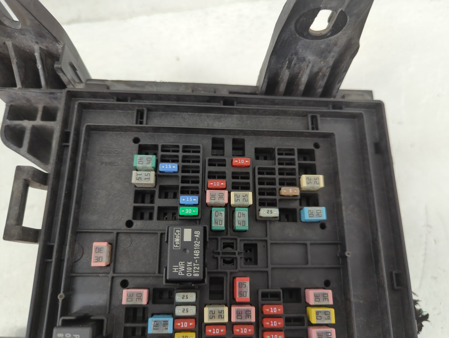 2018-2020 Ford F-150 Fusebox Fuse Box Panel Relay Module P/N:JU5T-14A003-EA Fits Fits 2018 2019 2020 OEM Used Auto Parts - O