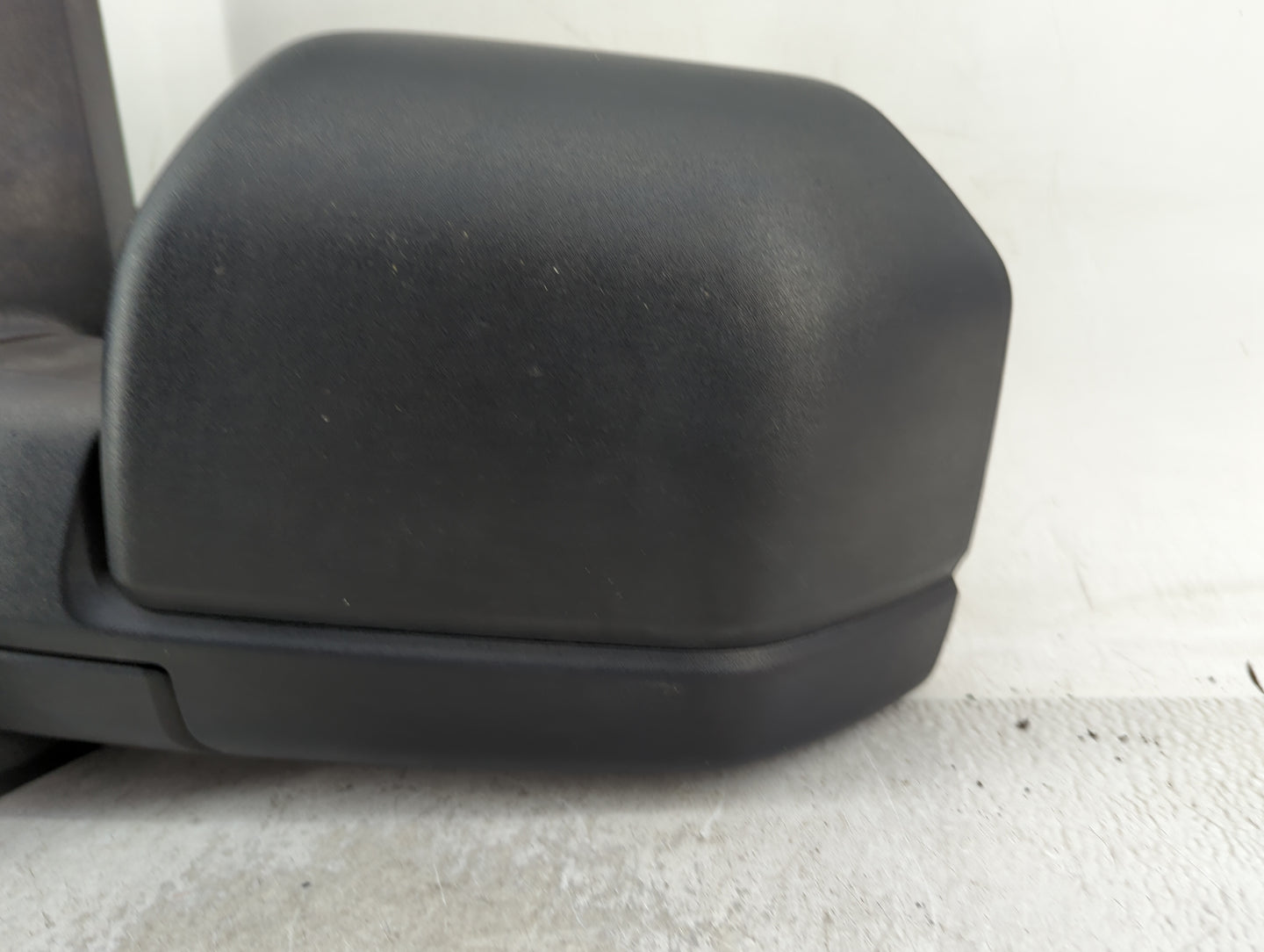 2018-2020 Ford F-150 Driver Side View Mirror - Left Door Mirror OEM Used - Oemusedautoparts1.com