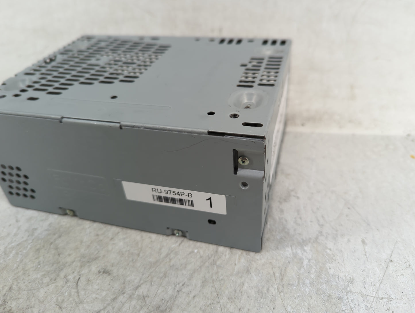 2019-2020 Ford F-150 Radio AM FM Cd Player Receiver Replacement P/N:KL3T-18D832-AH Fits Fits 2019 2020 OEM Used Auto Parts -