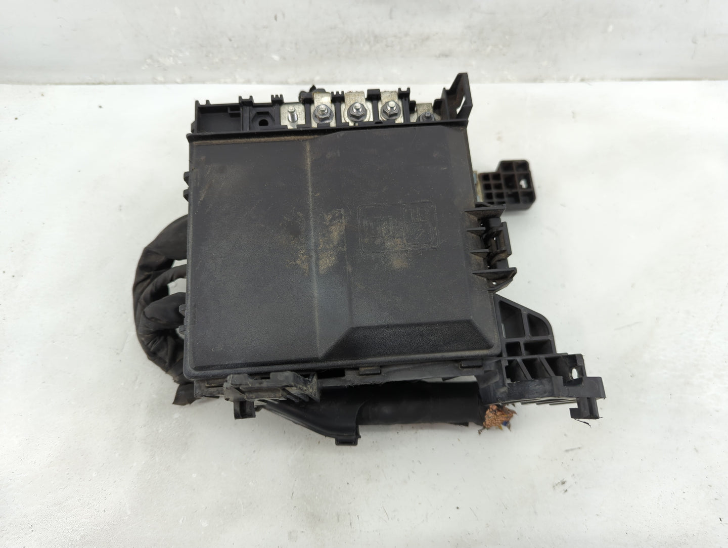 2018-2020 Ford F-150 Fusebox Fuse Box Panel Relay Module P/N:JU5T-14A003-EA Fits Fits 2018 2019 2020 OEM Used Auto Parts - O