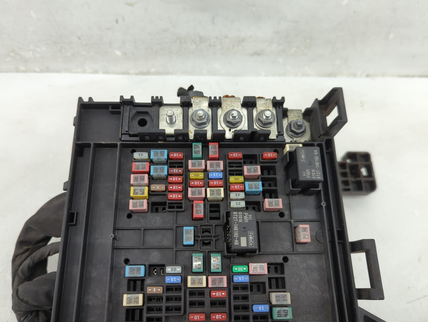 2018-2020 Ford F-150 Fusebox Fuse Box Panel Relay Module P/N:JU5T-14A003-EA Fits Fits 2018 2019 2020 OEM Used Auto Parts - O