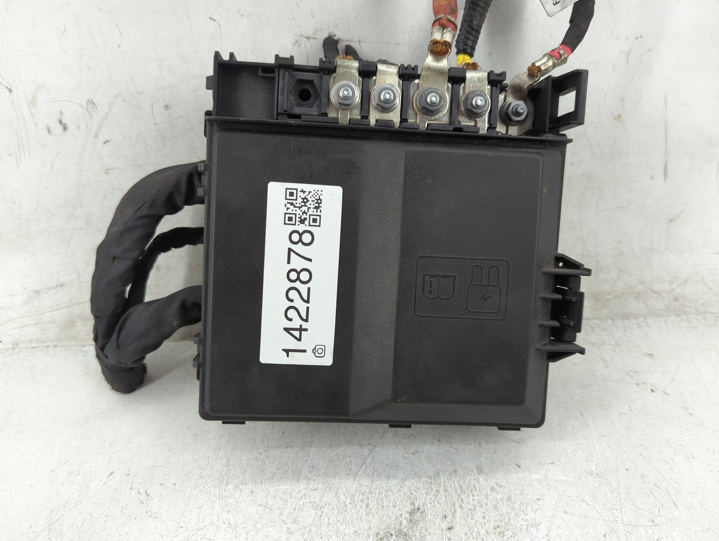 2018-2020 Ford F-150 Fusebox Fuse Box Panel Relay Module P/N:JU5T-14A003-EA Fits Fits 2018 2019 2020 OEM Used Auto Parts - O