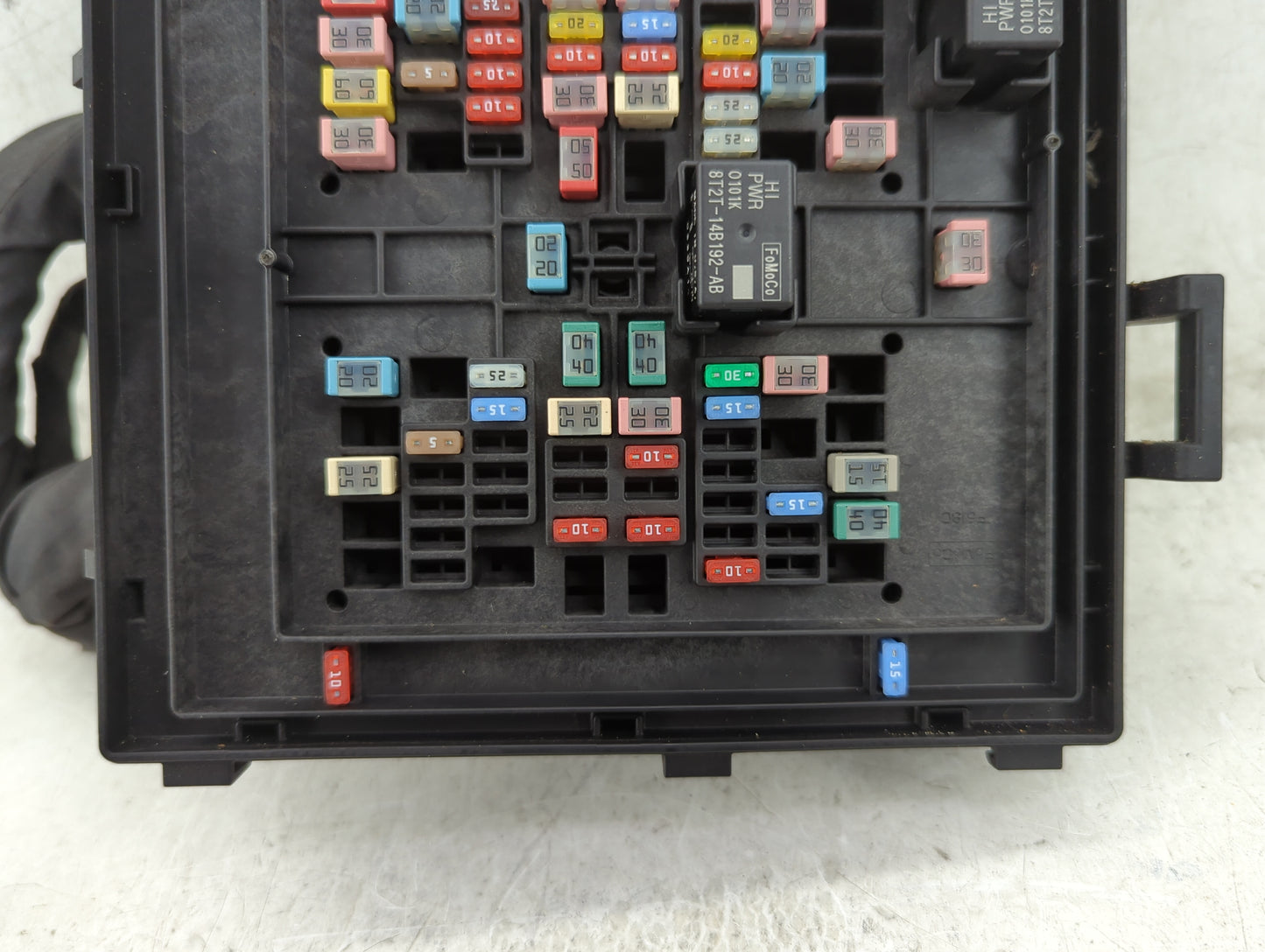 2018-2020 Ford F-150 Fusebox Fuse Box Panel Relay Module P/N:JU5T-14A003-EA Fits Fits 2018 2019 2020 OEM Used Auto Parts - O