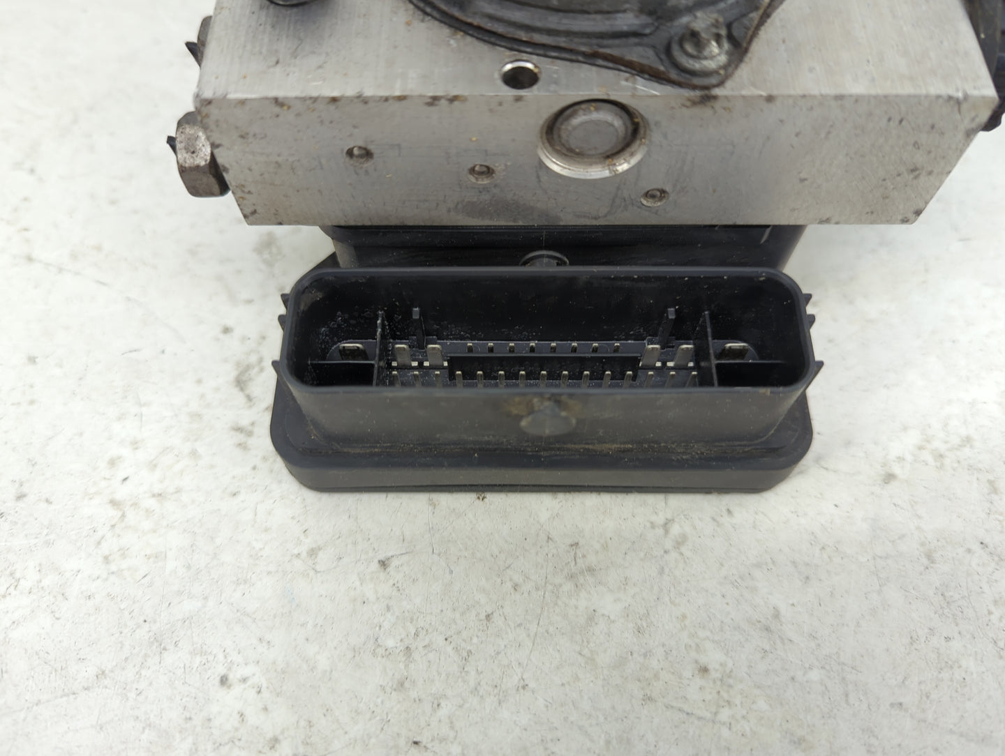 2019-2020 Ford F-150 ABS Pump Control Module Replacement P/N:KL34-2B373-AD 0265258616 Fits Fits 2019 2020 OEM Used Auto Part