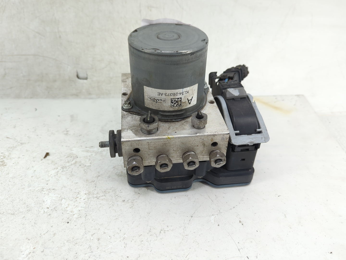 2019-2020 Ford F-150 ABS Pump Control Module Replacement P/N:0265956747 2265106539 Fits Fits 2019 2020 OEM Used Auto Parts -
