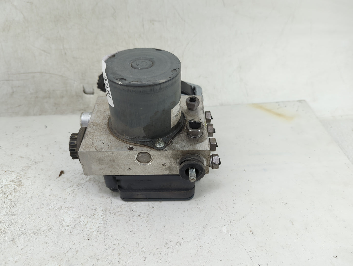 2019-2020 Ford F-150 ABS Pump Control Module Replacement P/N:0265956747 2265106539 Fits Fits 2019 2020 OEM Used Auto Parts -