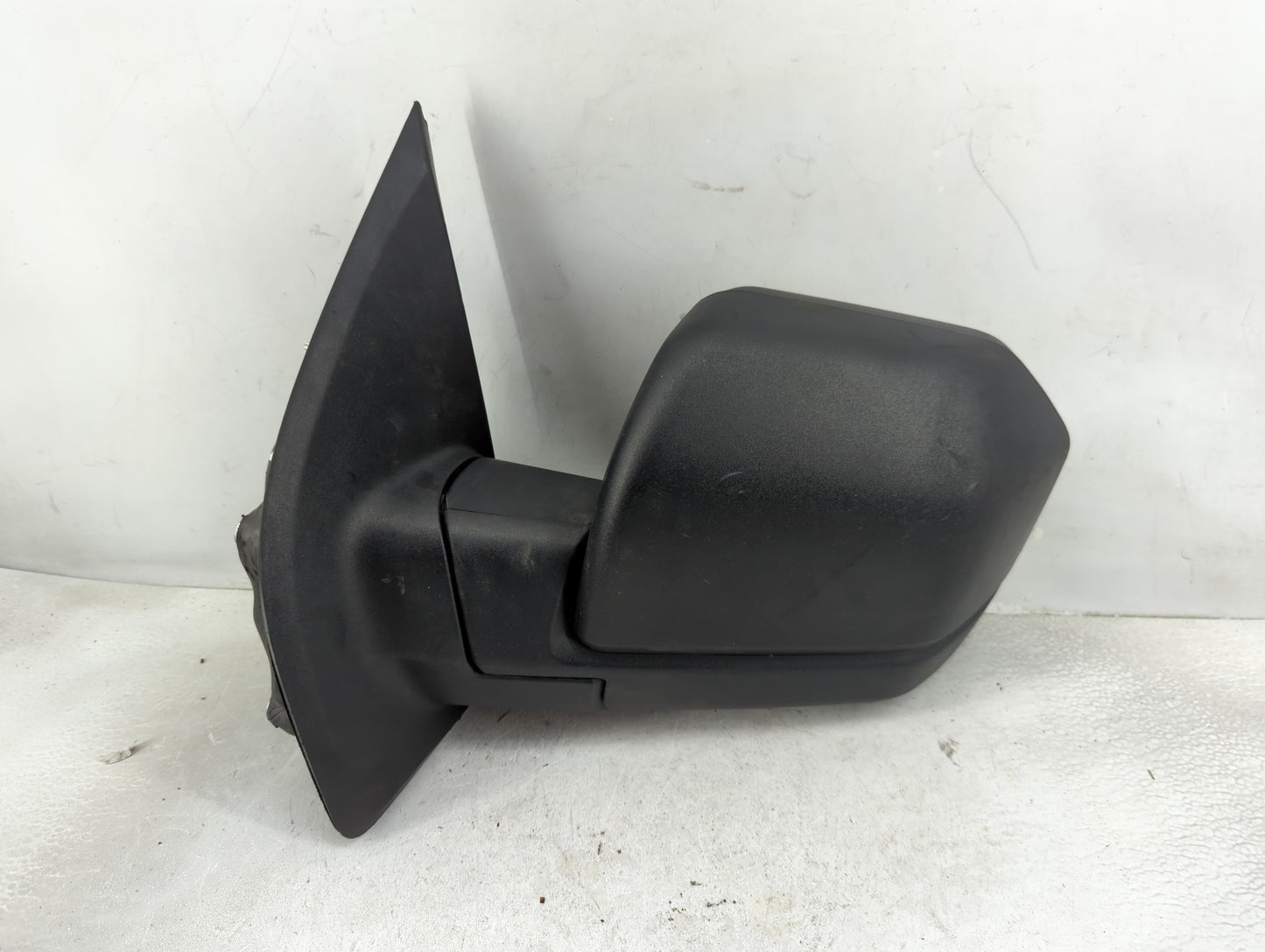 2015-2020 Ford F-150 Driver Side View Mirror - Left Door Mirror OEM Used - Oemusedautoparts1.com