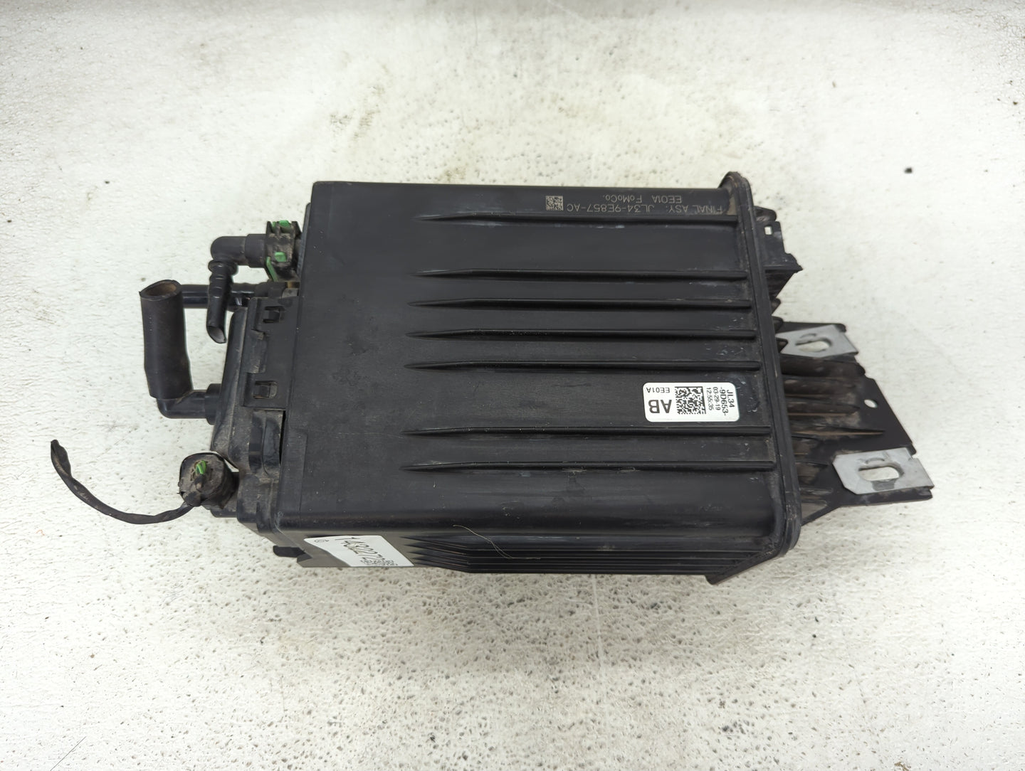 2019 Ford F-150 Fuel Vapor Charcoal Canister 1432272 - Oemusedautoparts1.com