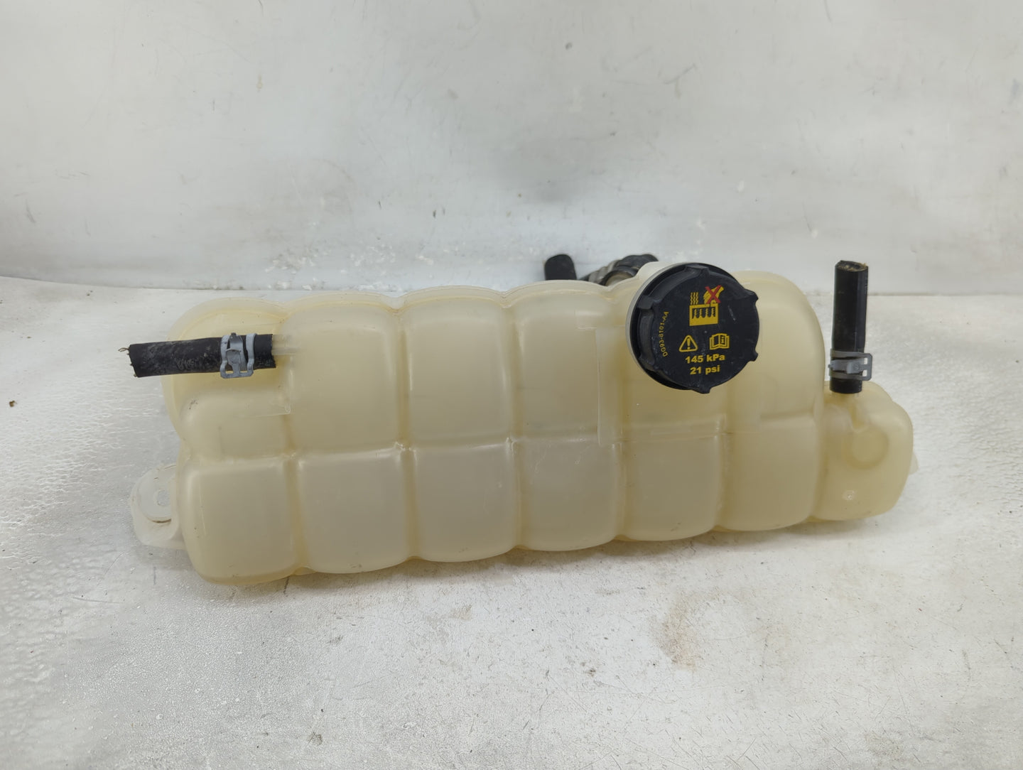 2015-2022 Ford F-150 Radiator Coolant Overflow Expansion Tank Bottle 1433269 - Oemusedautoparts1.com