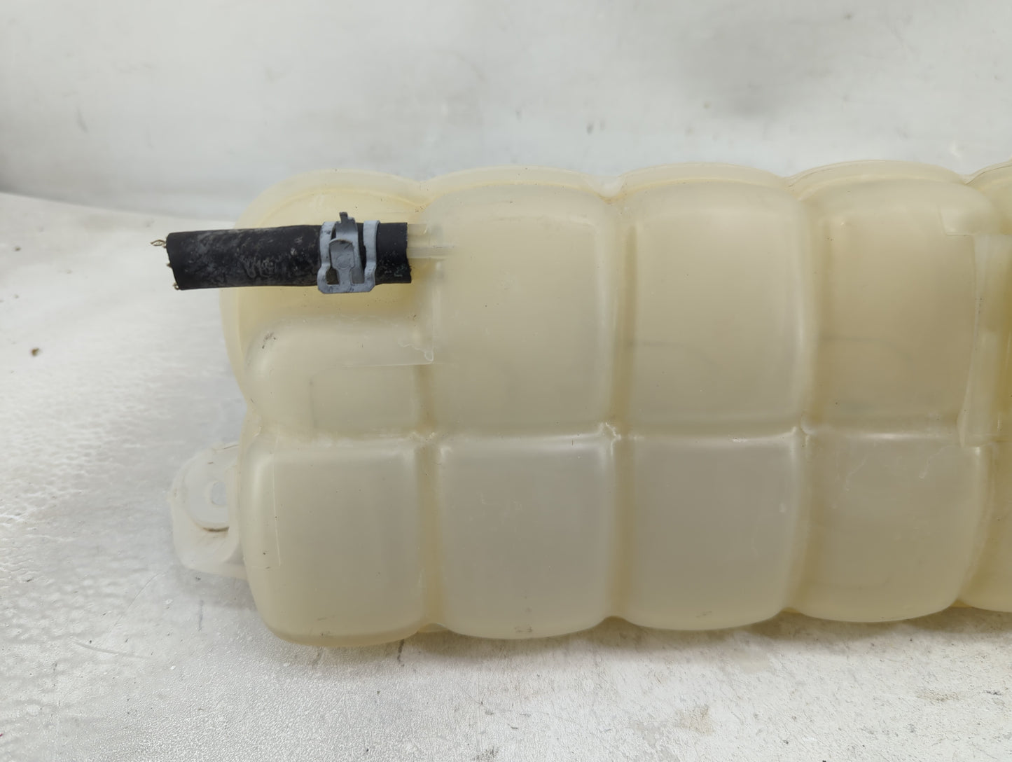 2015-2022 Ford F-150 Radiator Coolant Overflow Expansion Tank Bottle 1433269 - Oemusedautoparts1.com