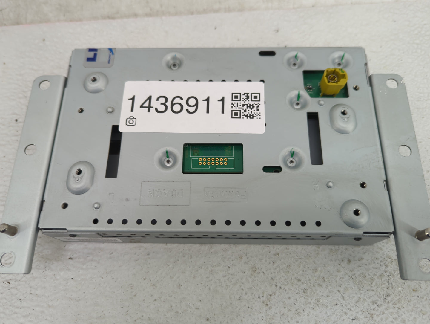 2019-2020 Ford F-150 Information Display Screen Black - Oemusedautoparts1.com