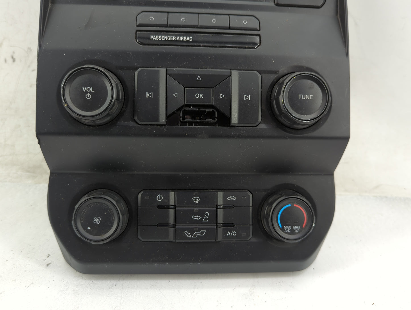 2019-2020 Ford F-150 Radio Control Panel - Oemusedautoparts1.com