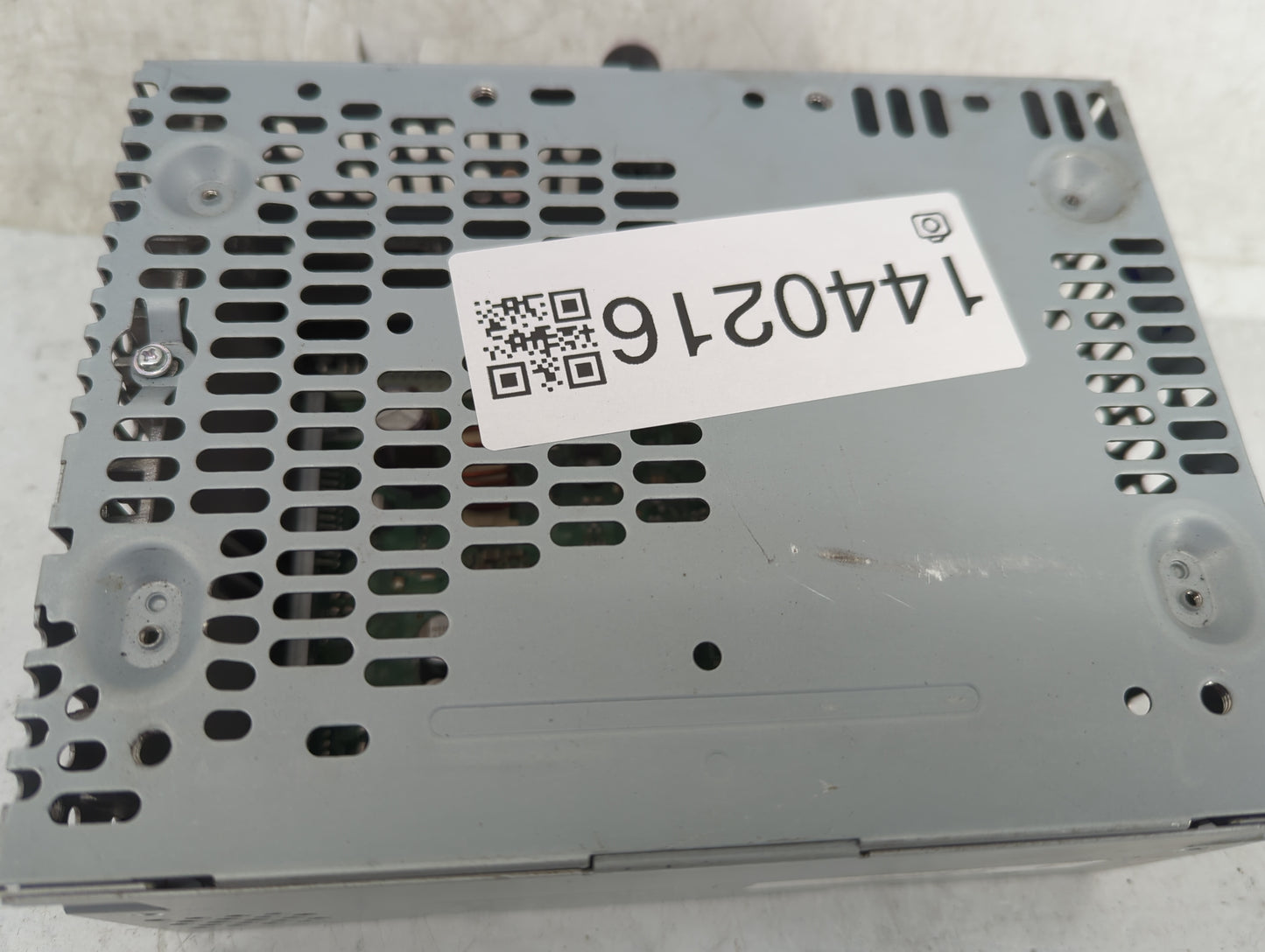 2019-2020 Ford F-150 Radio AM FM Cd Player Receiver Replacement P/N:KL3T-18D832-AH Fits Fits 2019 2020 OEM Used Auto Parts -