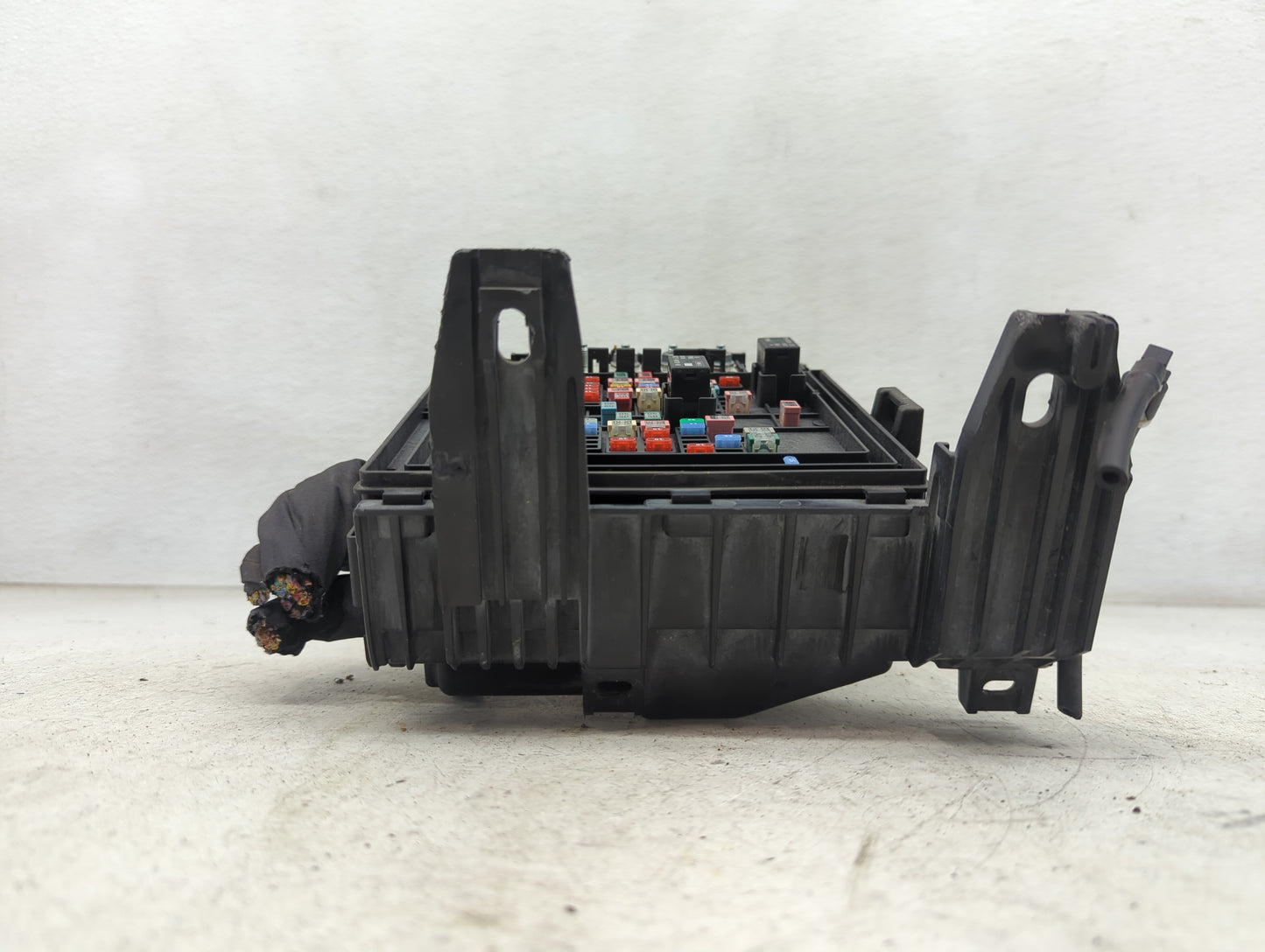 2018-2020 Ford F-150 Fusebox Fuse Box Panel Relay Module P/N:JL3T-14300-AD 8U2T-14B192-BA, 8U2T-14B192-AB Fits Fits 2018 201
