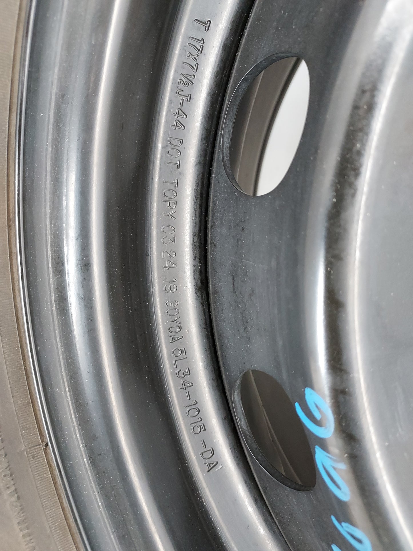 2015-2020 Ford F-150 Spare Donut Tire Wheel Rim Oem - Oemusedautoparts1.com