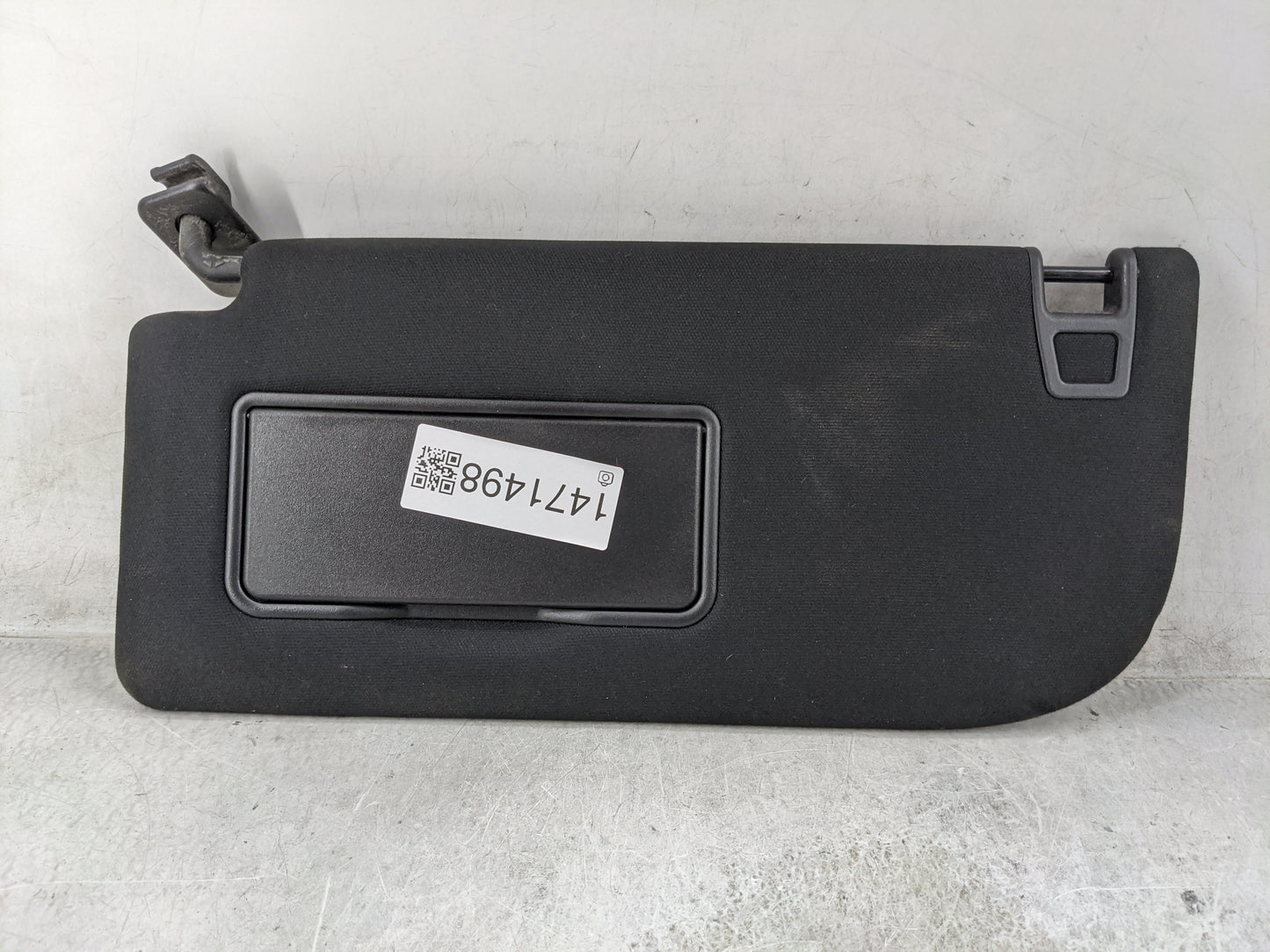 2018-2020 Ford F-150 Sun Visor Shade Replacement Driver Left Mirror Fits Fits 2018 2019 2020 OEM Used Auto Parts - Oemusedau