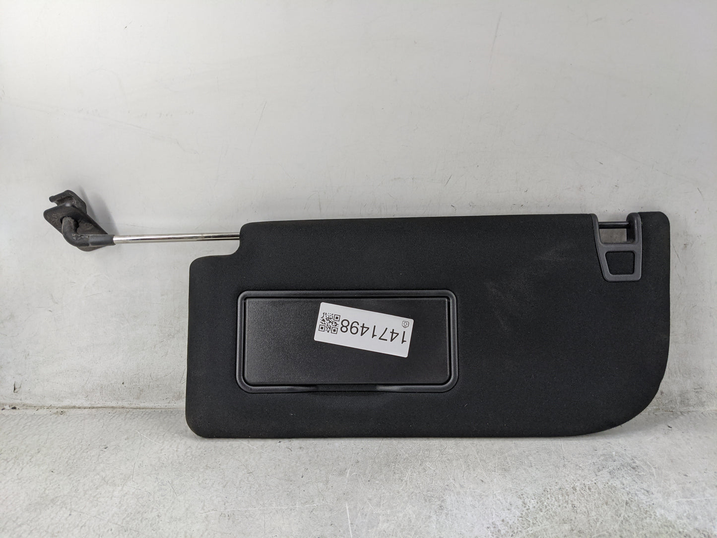 2018-2020 Ford F-150 Sun Visor Shade Replacement Driver Left Mirror Fits Fits 2018 2019 2020 OEM Used Auto Parts - Oemusedau