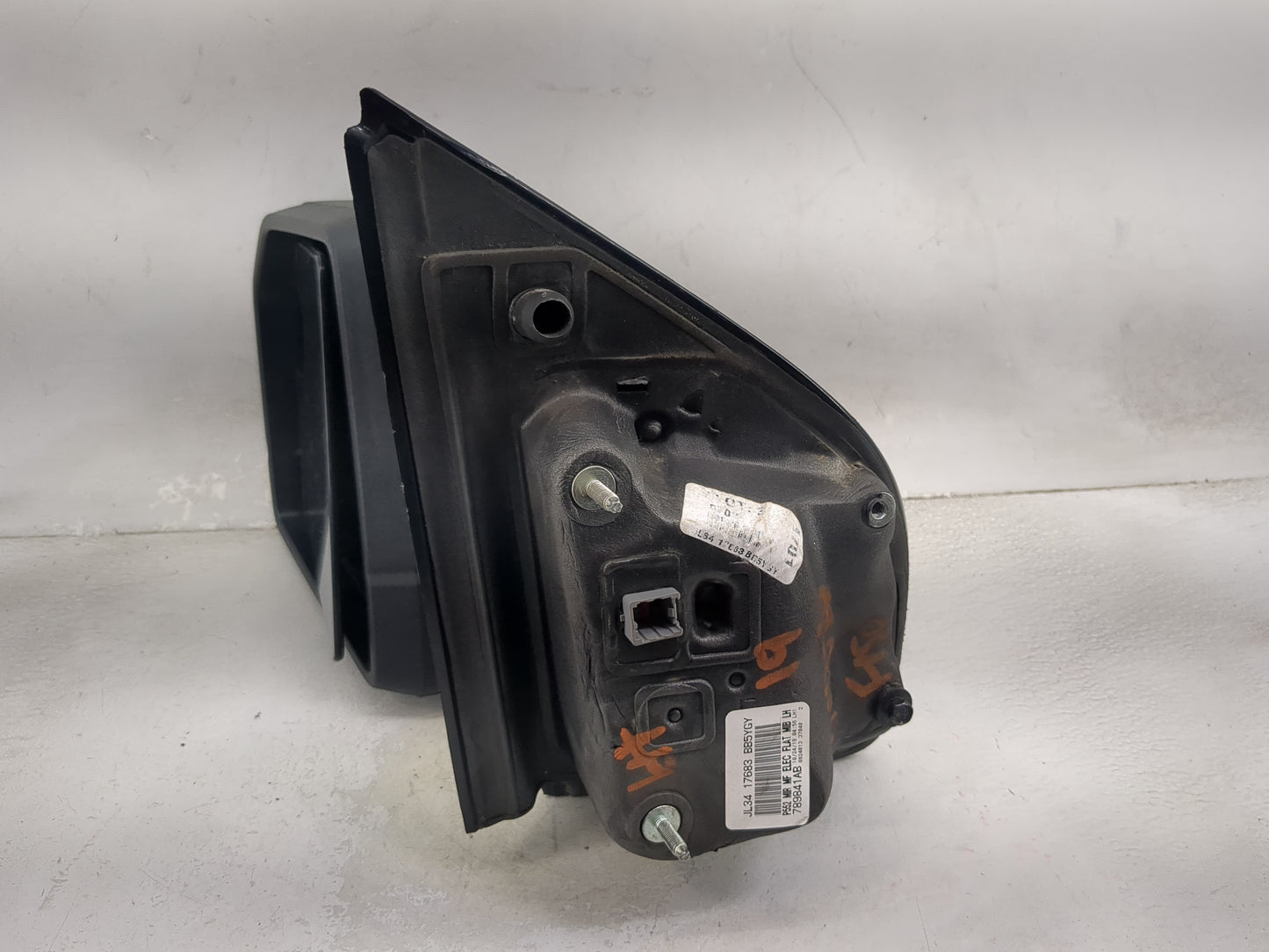 2015-2020 Ford F-150 Driver Side View Mirror - Left Door Mirror OEM Used - Oemusedautoparts1.com