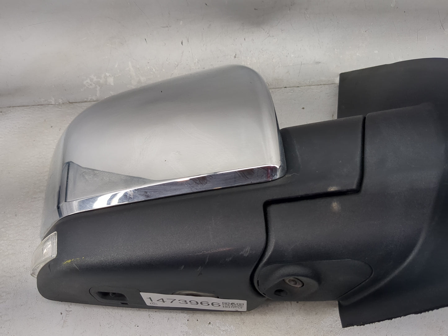 2019-2020 Ford F-150 Passenger Side View Mirror - Right Door Mirror OEM Used - Oemusedautoparts1.com