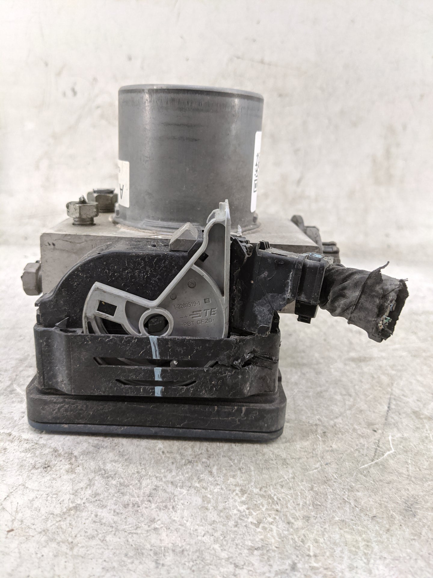 2019-2020 Ford F-150 ABS Pump Control Module Replacement P/N:KL34-2B373-AD 0265956747, 0265259616, 2265106539 Fits Fits 2019