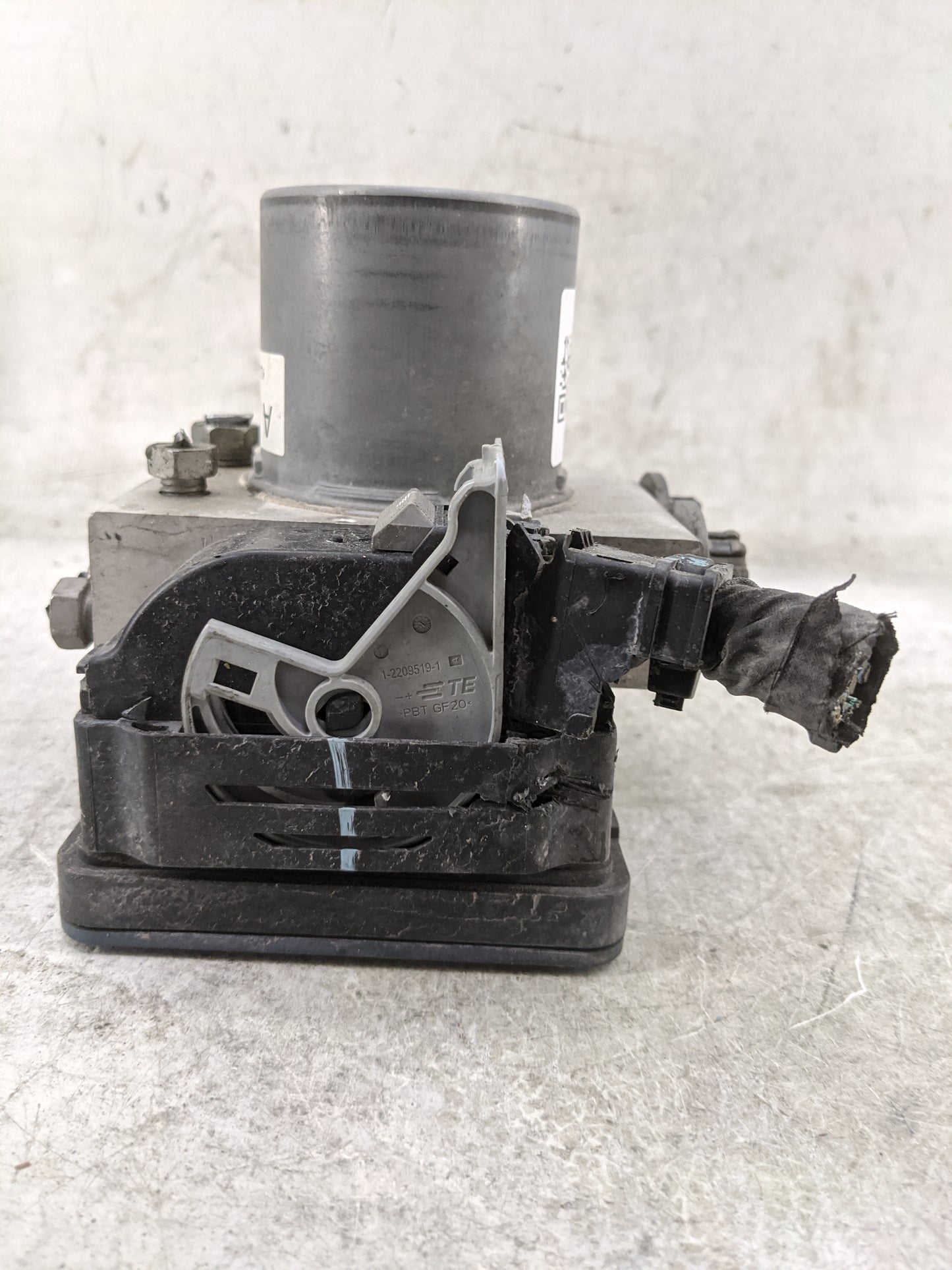 2019-2020 Ford F-150 ABS Pump Control Module Replacement P/N:KL34-2B373-AD 0265956747, 0265259616, 2265106539 Fits Fits 2019