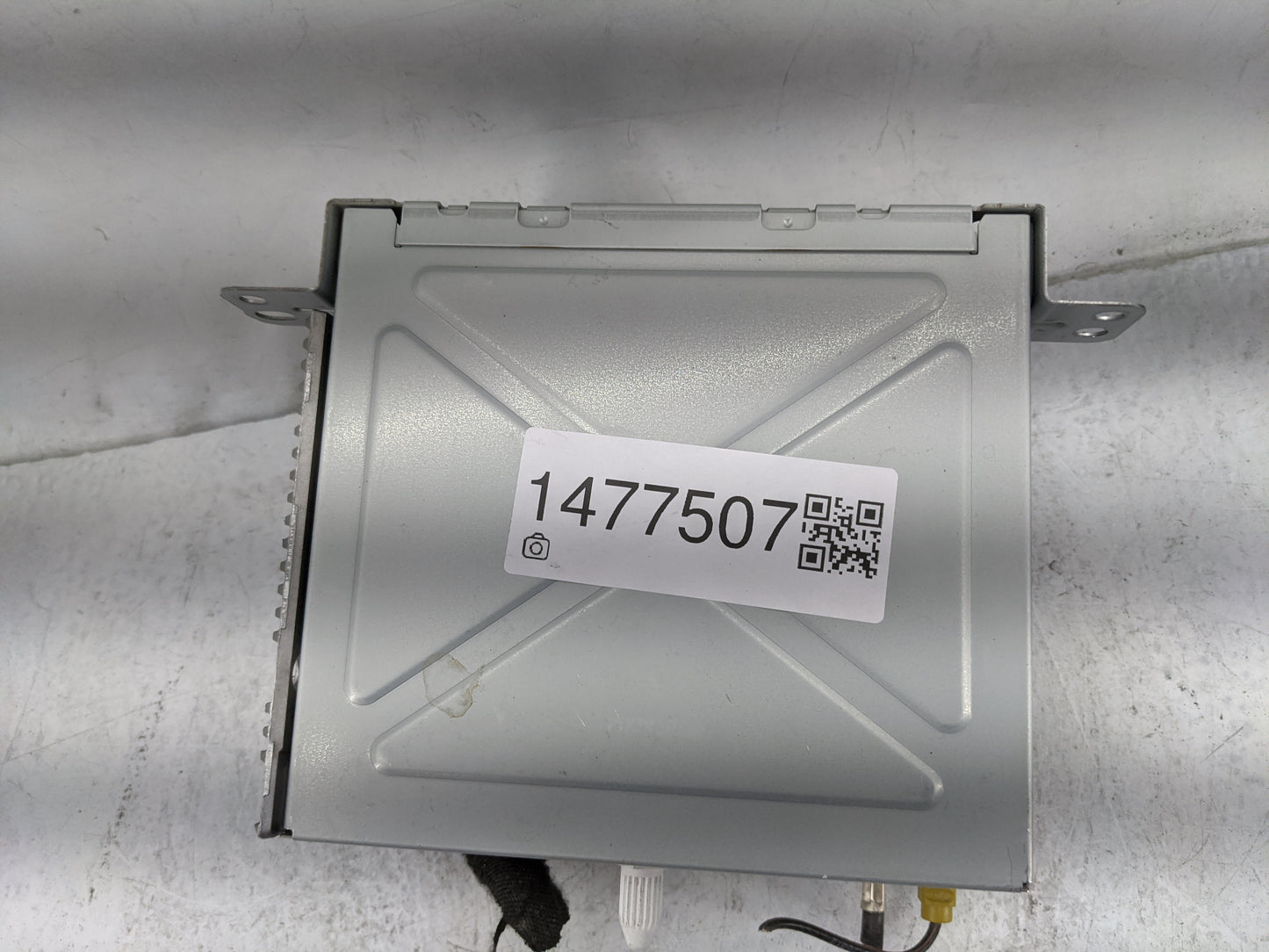 2019-2020 Ford F-150 Radio AM FM Cd Player Receiver Replacement P/N:20854719 Fits Fits 2019 2020 OEM Used Auto Parts - Oemus
