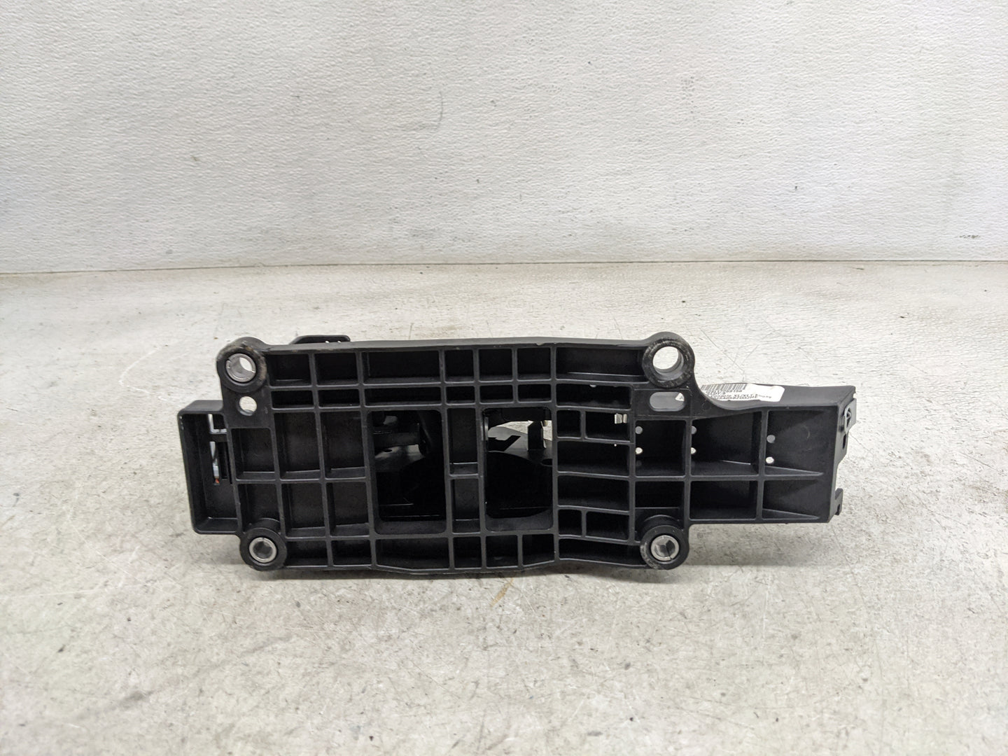 2019 Ford F-150 Floor Console Assembly Shifter 1480386 - Oemusedautoparts1.com