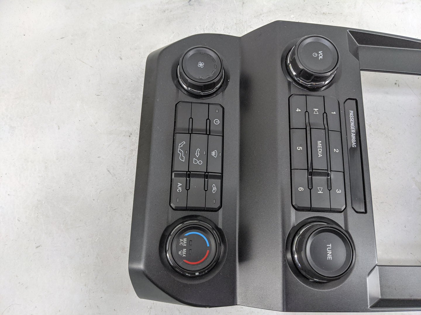 2019-2020 Ford F-150 Radio Control Panel 1483045 - Oemusedautoparts1.com