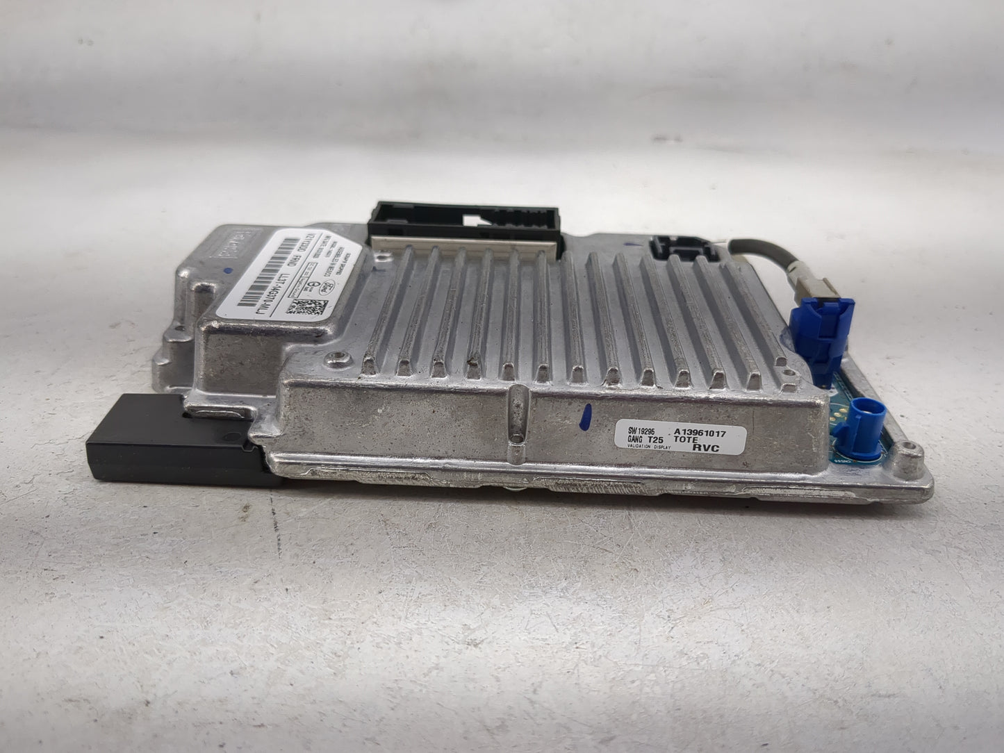 2019-2020 Ford F-150 Communication Control Module - Oemusedautoparts1.com