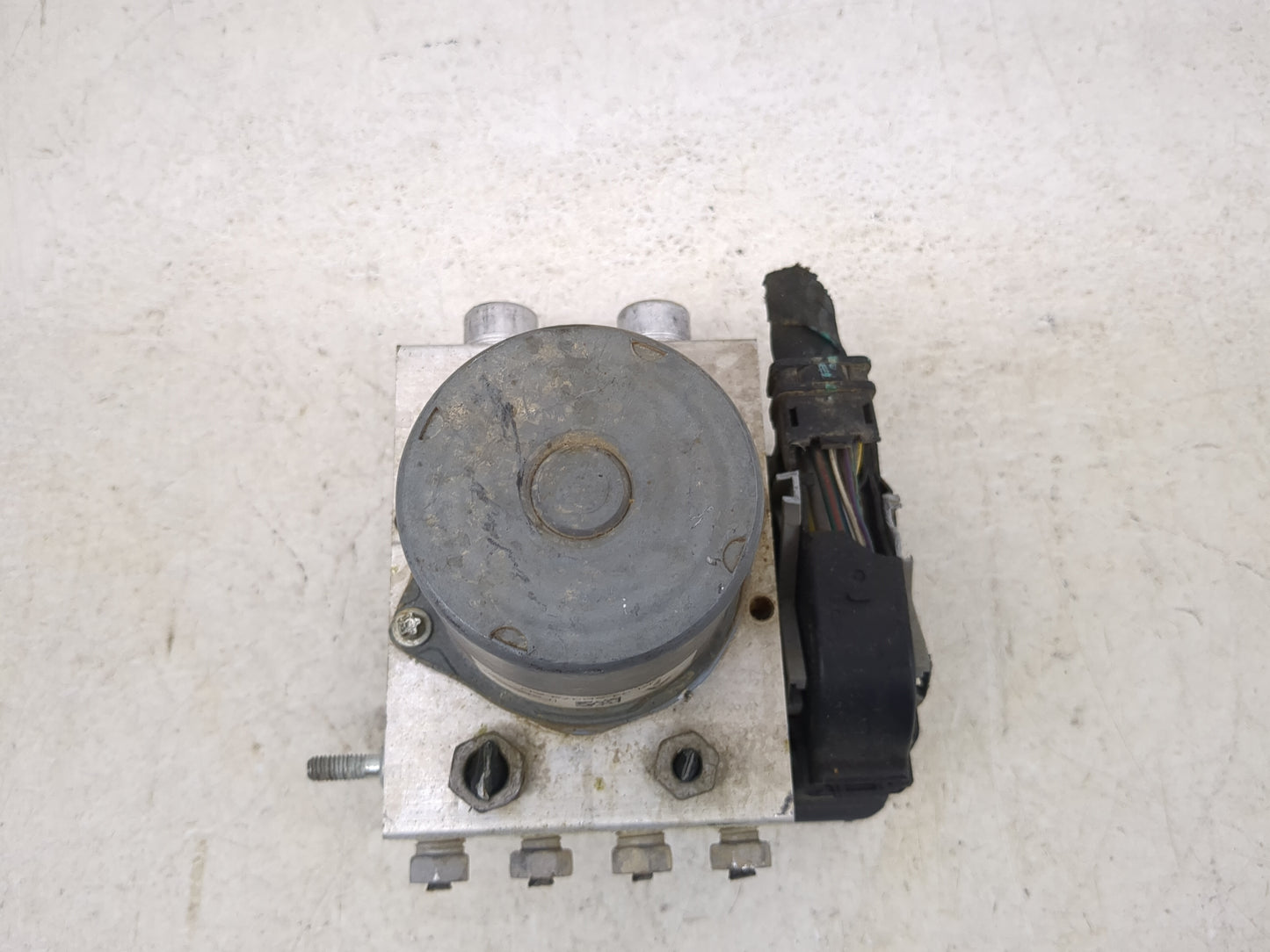 2019-2020 Ford F-150 ABS Pump Control Module Replacement P/N:kl34-2b373-ad Fits Fits 2019 2020 OEM Used Auto Parts - Oemused