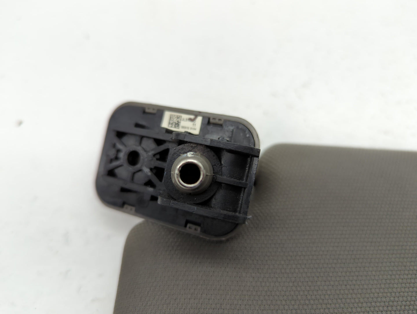 2018-2020 Ford F-150 Sun Visor Shade Replacement Passenger Right Mirror Fits Fits 2018 2019 2020 OEM Used Auto Parts - Oemus