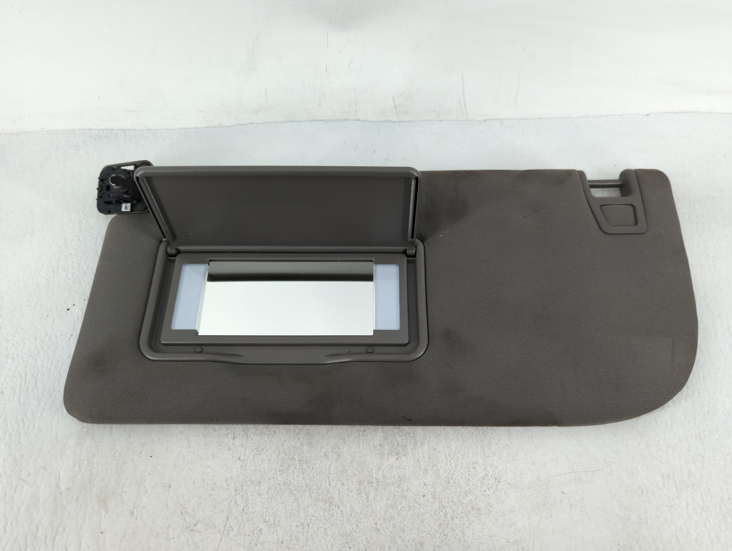 2018-2020 Ford F-150 Sun Visor Shade Replacement Driver Left Mirror Fits Fits 2018 2019 2020 OEM Used Auto Parts - Oemusedau