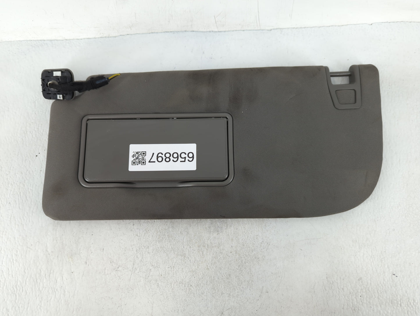 2018-2020 Ford F-150 Sun Visor Shade Replacement Driver Left Mirror Fits Fits 2018 2019 2020 OEM Used Auto Parts - Oemusedau
