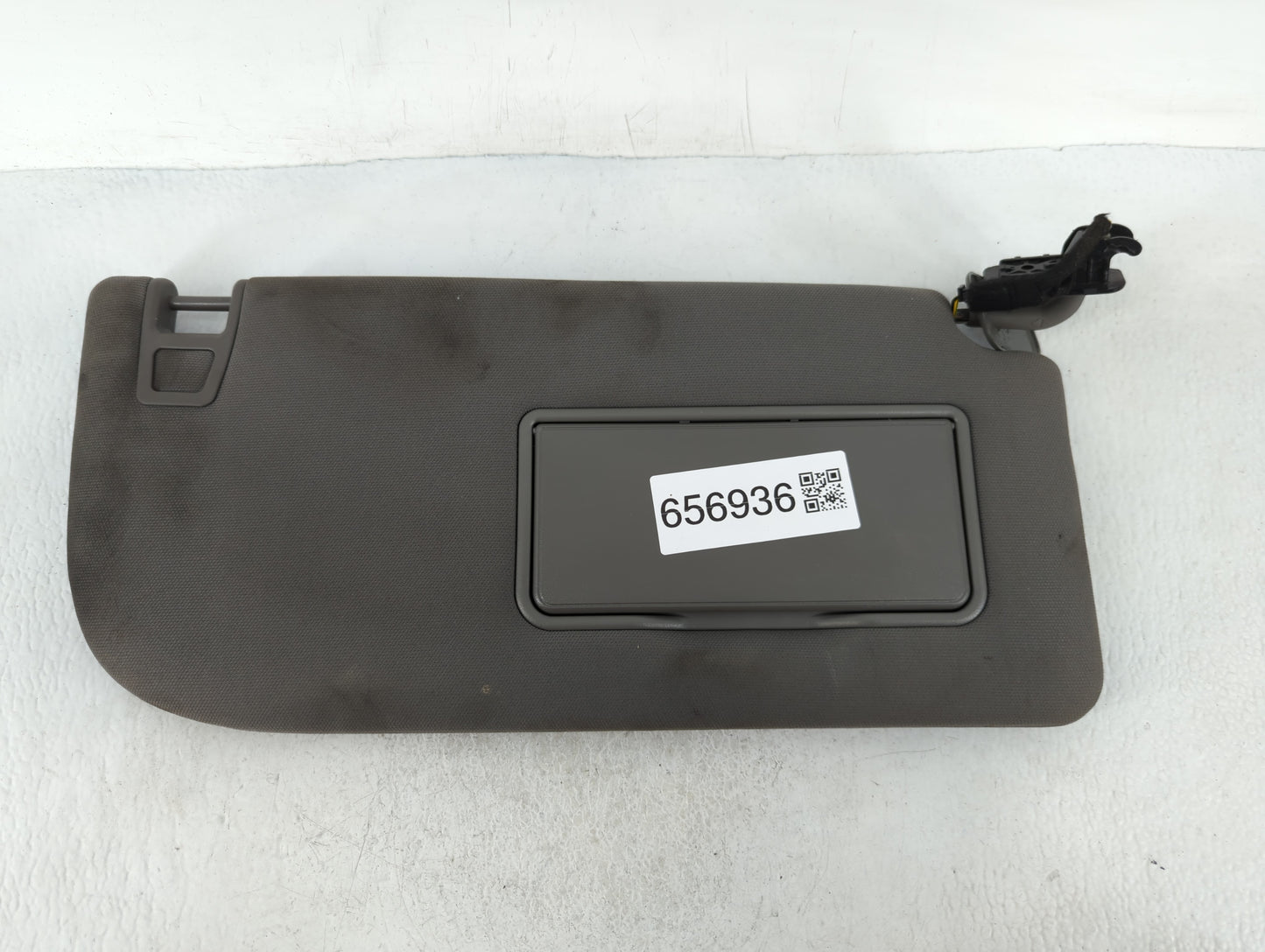 2018-2020 Ford F-150 Sun Visor Shade Replacement Passenger Right Mirror Fits Fits 2018 2019 2020 OEM Used Auto Parts - Oemus