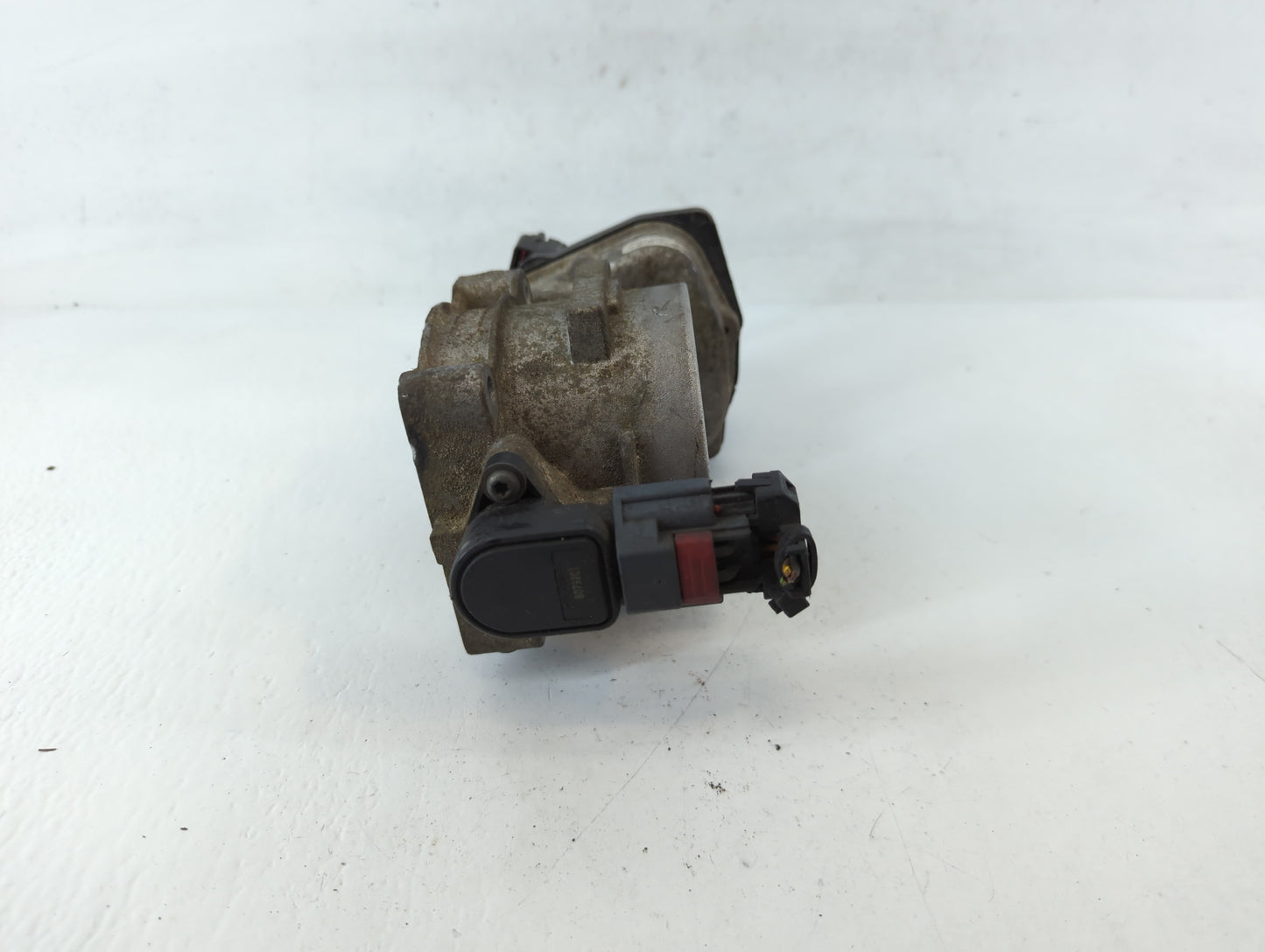 2004-2010 Ford F-150 Throttle Body P/N:08298 C108Q 8L3E-9F991-BA Fits Fits 2004 2005 2006 2007 2008 2009 2010 OEM Used Auto 