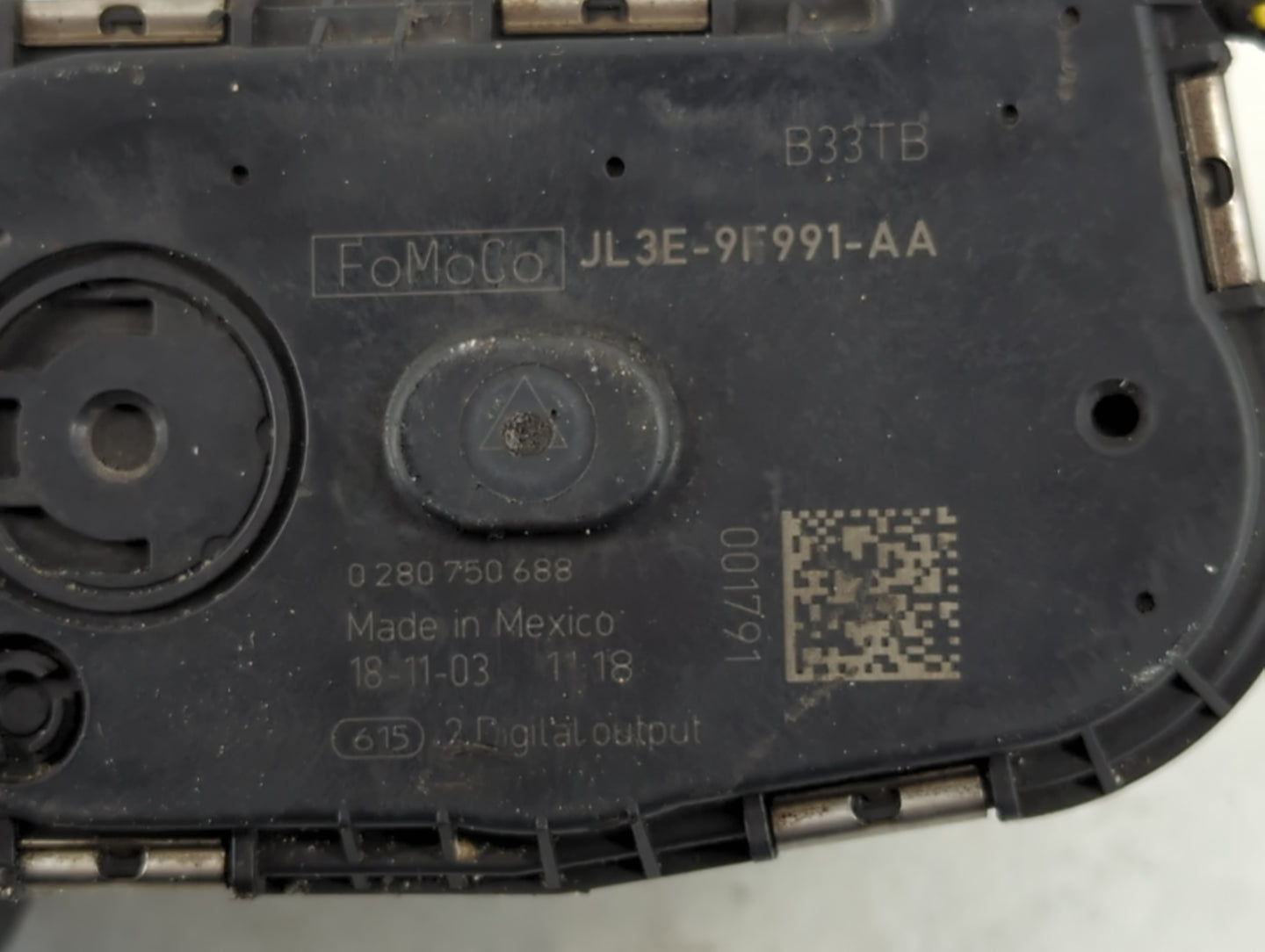 2018-2020 Ford F-150 Throttle Body P/N:JL3E-9F991-AA Fits Fits 2018 2019 2020 2021 2022 OEM Used Auto Parts - Oemusedautopar