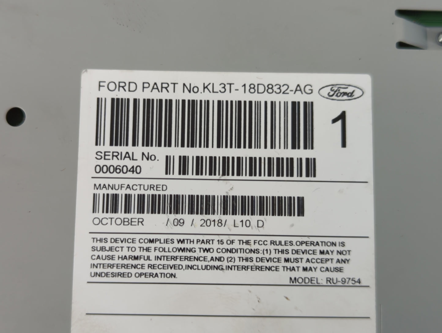 2019-2020 Ford F-150 Radio AM FM Cd Player Receiver Replacement P/N:KL3T-18D832-AG Fits Fits 2019 2020 OEM Used Auto Parts -