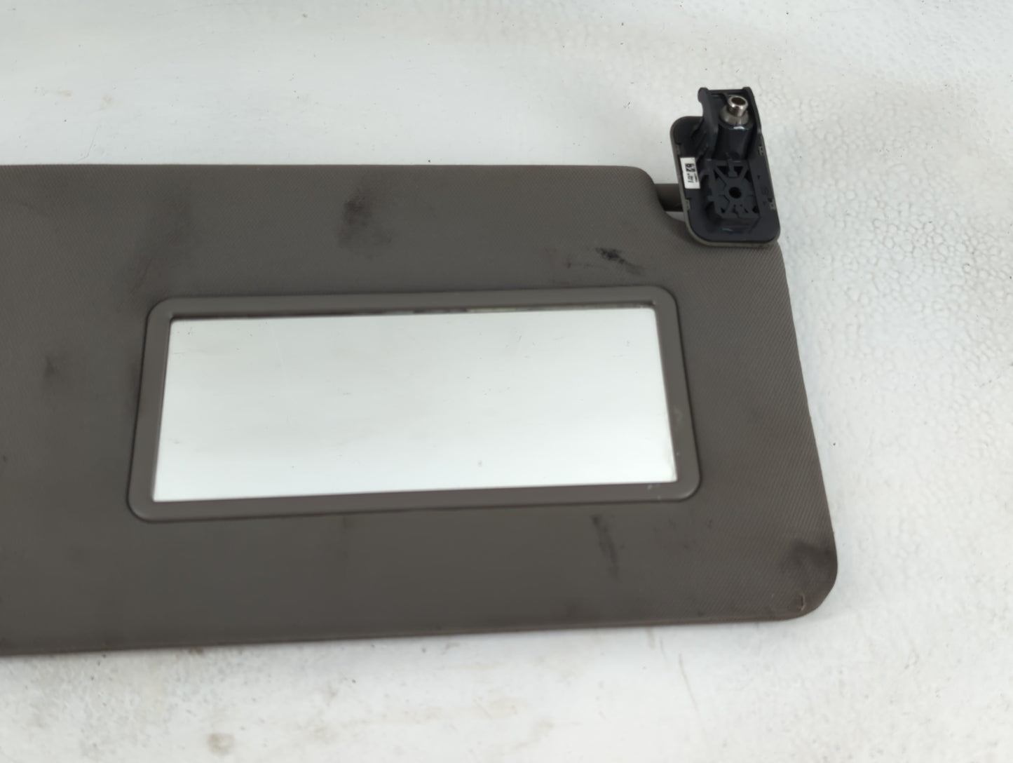 2018-2020 Ford F-150 Sun Visor Shade Replacement Passenger Right Mirror Fits Fits 2018 2019 2020 OEM Used Auto Parts - Oemus