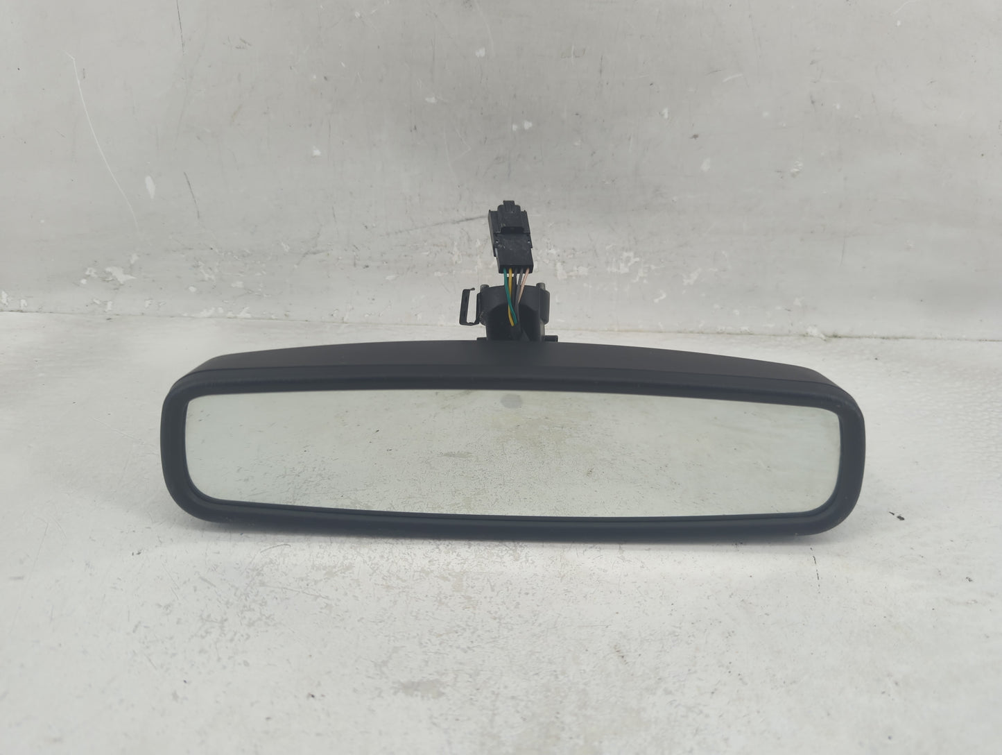 2017-2019 Ford F-250 Interior Rear View Mirror Replacement OEM P/N:HU5A17E678AB Fits Fits 2017 2018 2019 OEM Used Auto Parts