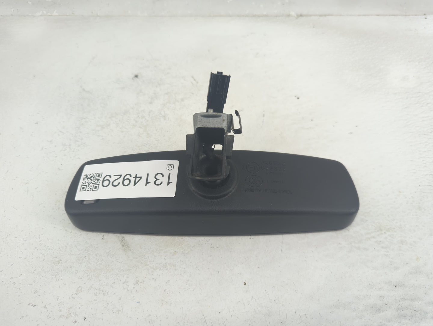 2017-2019 Ford F-250 Interior Rear View Mirror Replacement OEM P/N:HU5A17E678AB Fits Fits 2017 2018 2019 OEM Used Auto Parts