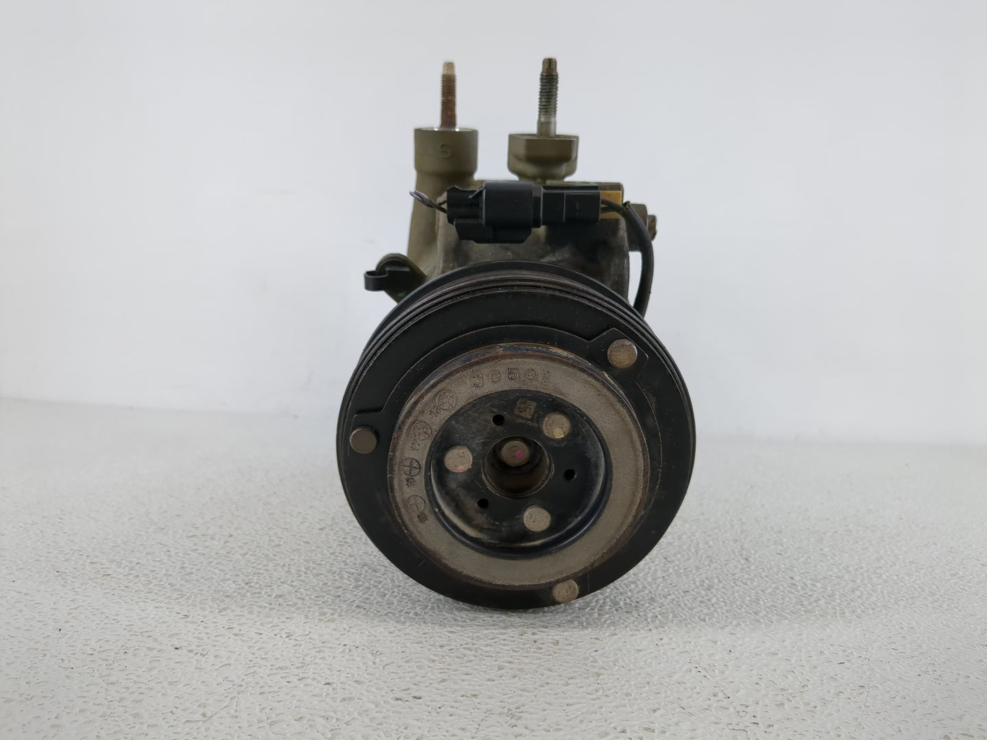 2018-2019 Ford F-250 Super Duty Air Conditioning A/c Ac Compressor Oem - Oemusedautoparts1.com