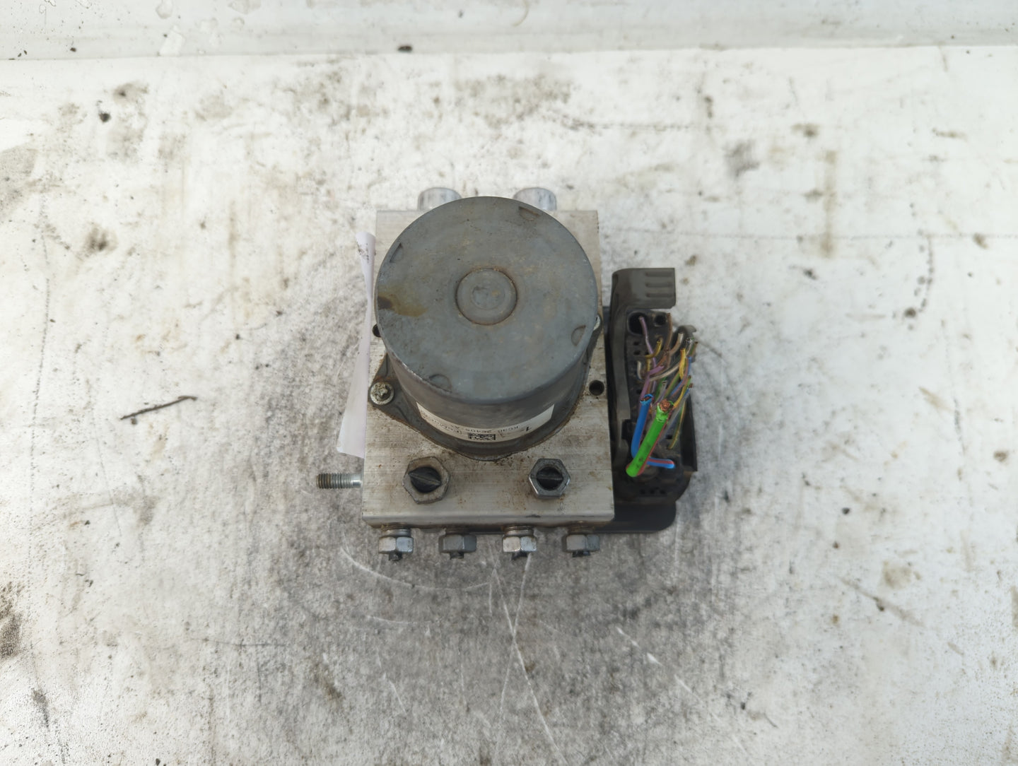 2019 Ford F-250 Super Duty ABS Pump Control Module Replacement P/N:KC3C-2C405-A Fits OEM Used Auto Parts - Oemusedautoparts1
